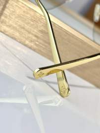 Picture of Louis Vuitton Sunglasses _SKUfw80880256fw